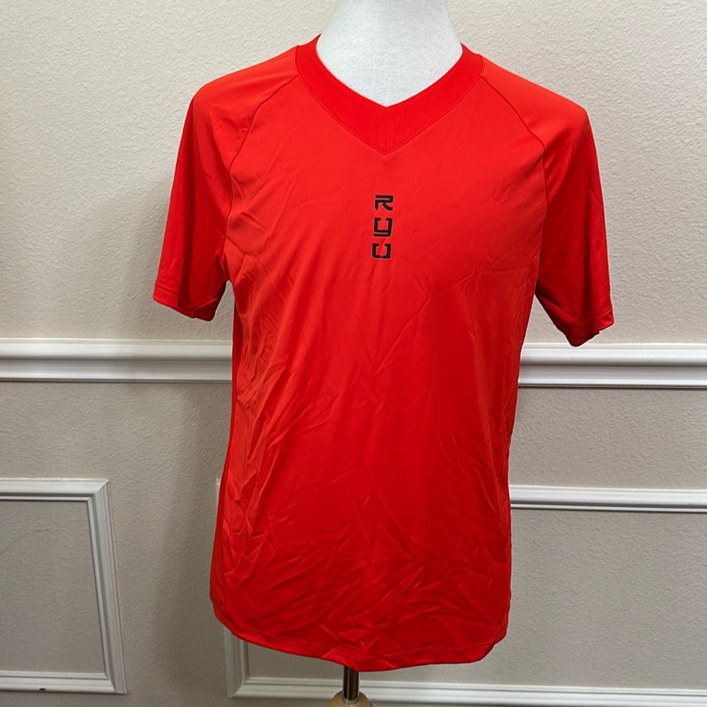 Respect Your Universe MESH PANEL TEE - red
